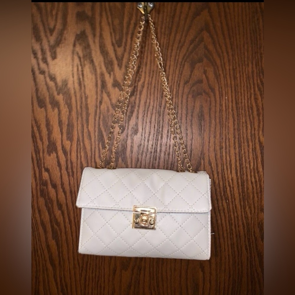 Red , White , & Black Purse Set